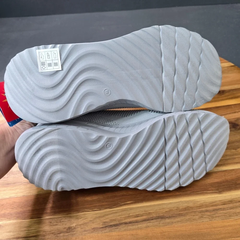 Skechers Bobs Squad Chaos Face Off Womens 10 Wide Light Gray‎ Vegan Memory Foam